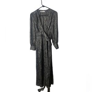 strapless open back dress ZARA. Long ribbed dress with gold buttons. TS  Hibuy market